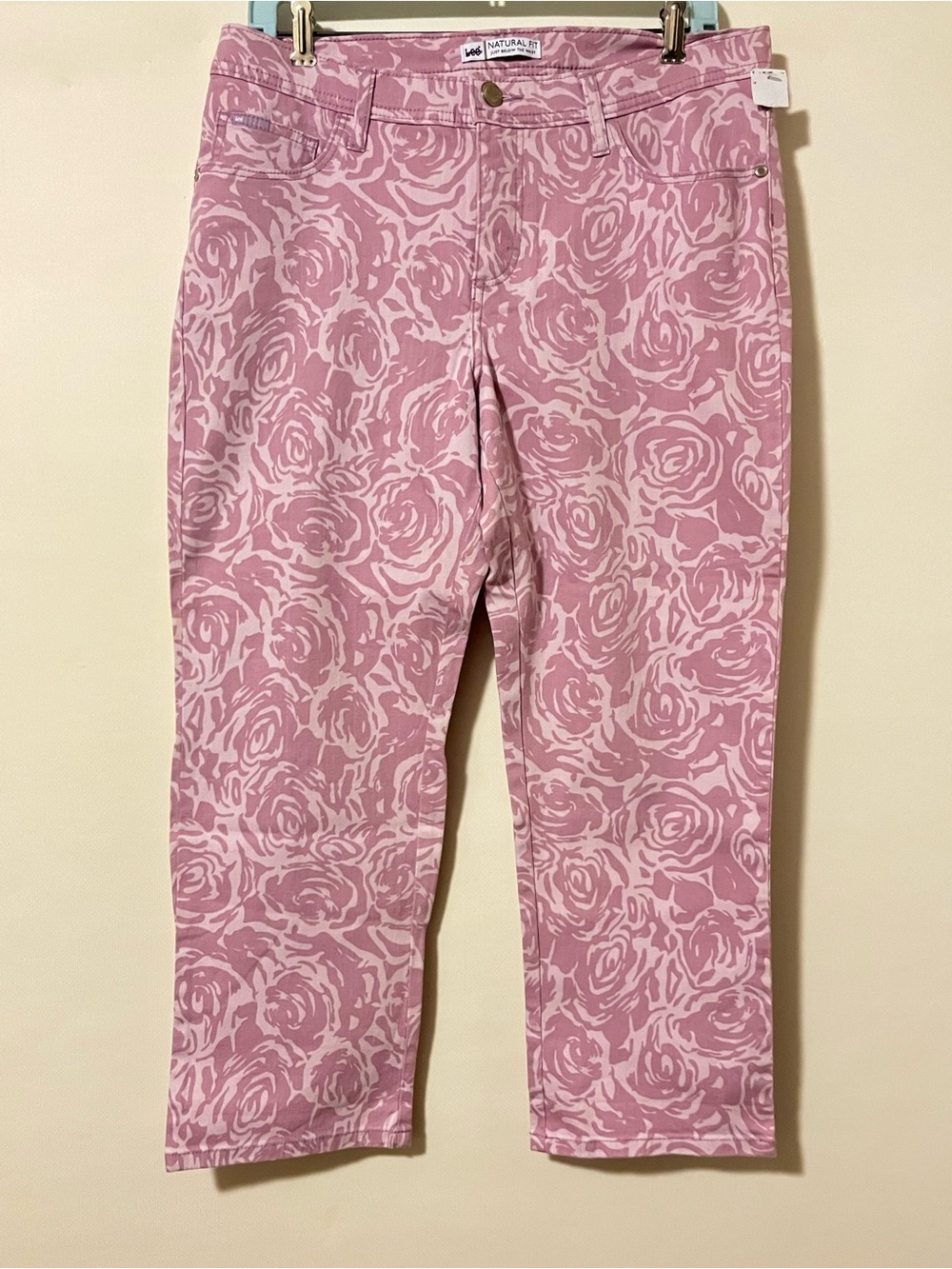 Lee Natural Fit Women’s Size 12 Medium Purple & Ivory Floral Jeans NWT - Picture 2 of 12